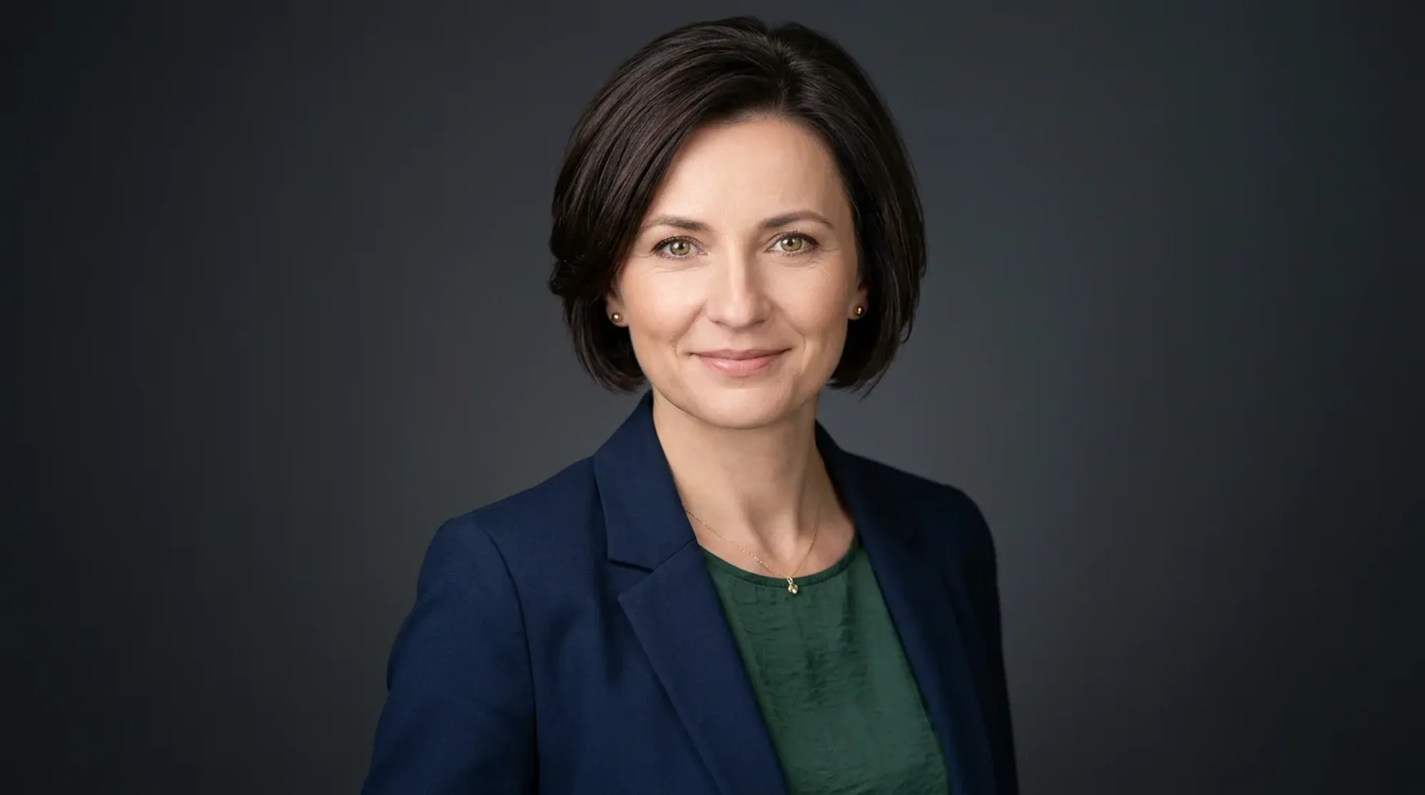 Portret Aldony Mazur — specjalistki ds. edukacji ubezpieczeniowej